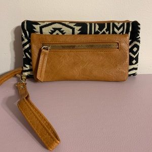 Printed wristlet wallet/ crossbody